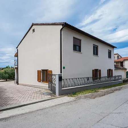 Apartman Ana *