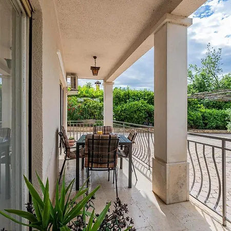 Apartman Ana Pula